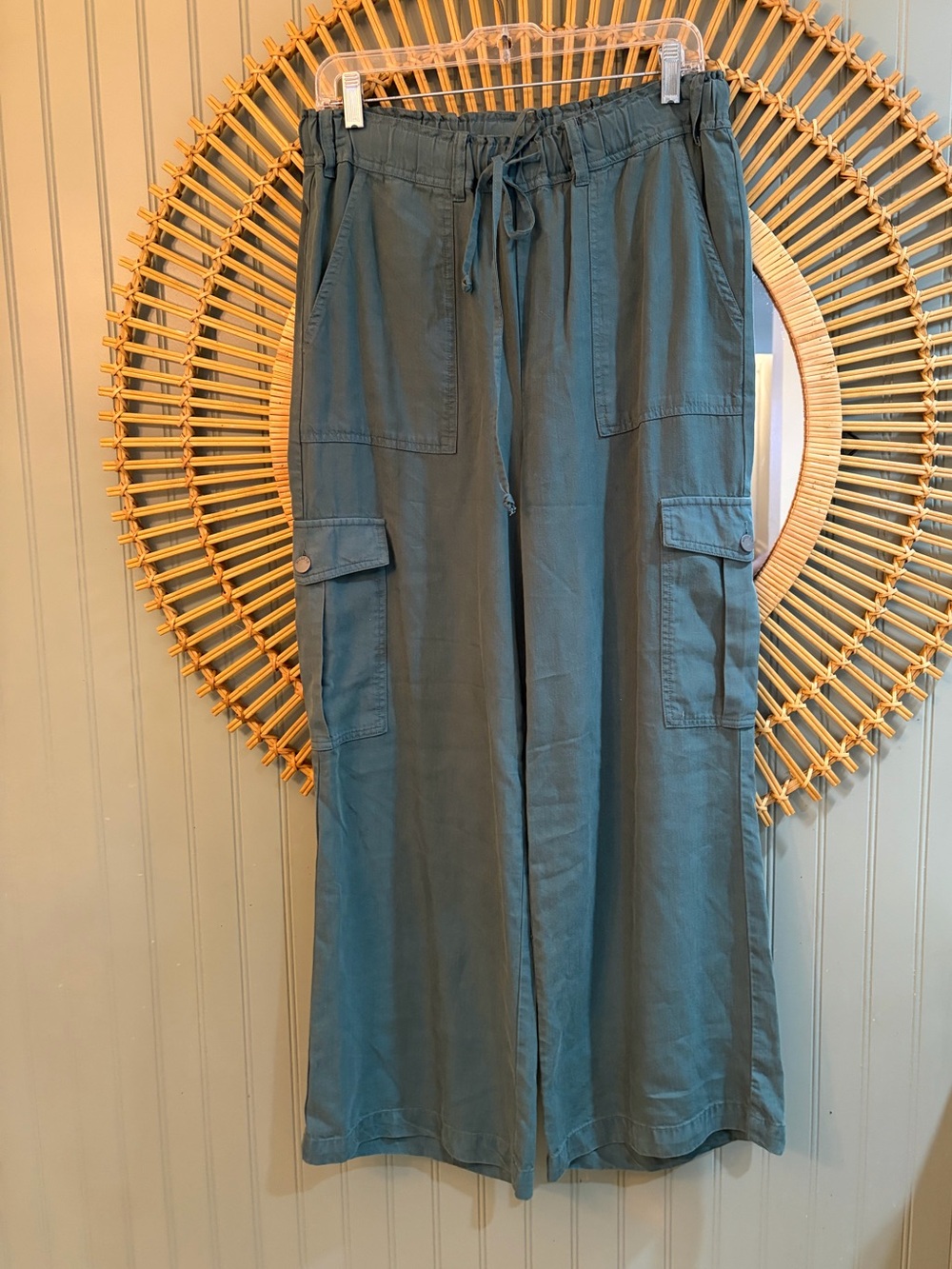 Billy T Easy Cargo Pants from - size M NWOT - gorgeous fall pant 🍃